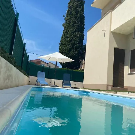 Andriana With Outdoor Pool *